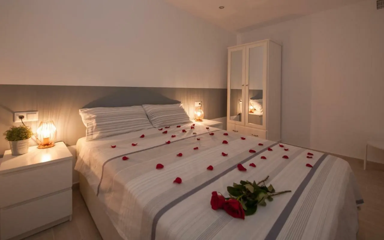 Nadine'S Place Fuengirola 0*,  Spain